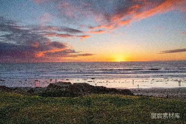高清摄影 夕阳下的海滩