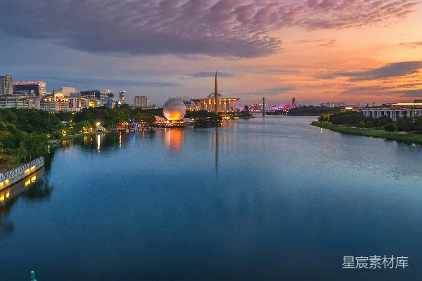 高清摄影 黄昏时分的河畔美景