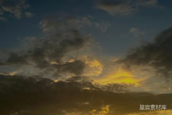高清摄影 夕阳下的云海