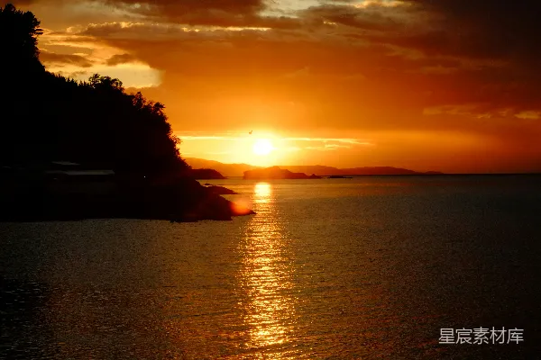 高清摄影 夕阳下的宁静海景
