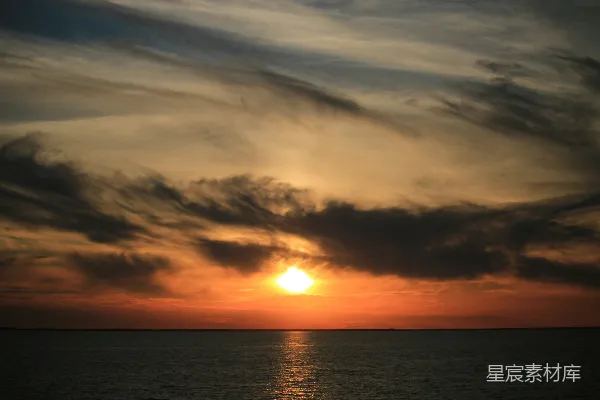 高清摄影 夕阳下的宁静海景