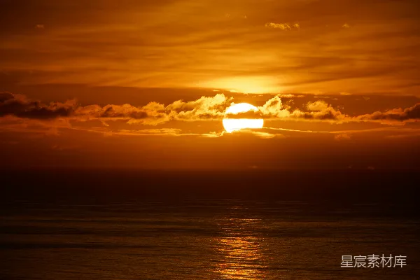 高清摄影 夕阳下的海平线
