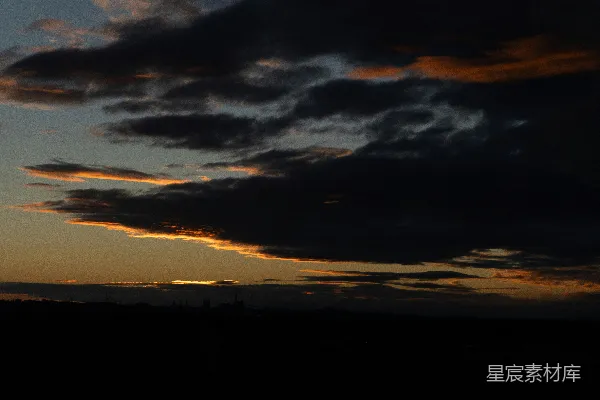高清摄影 夕阳下的城市剪影