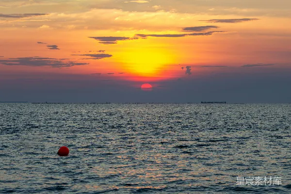 高清摄影 夕阳下的宁静海景