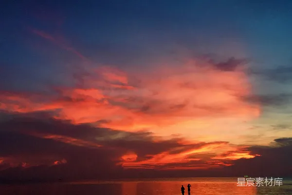 高清摄影 夕阳下的宁静海滩