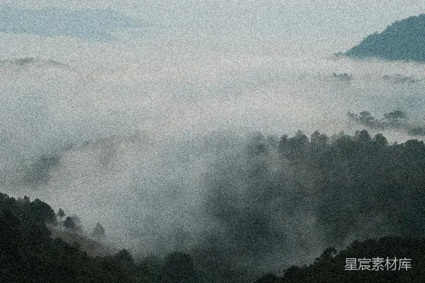 高清摄影 晨雾中的山峦