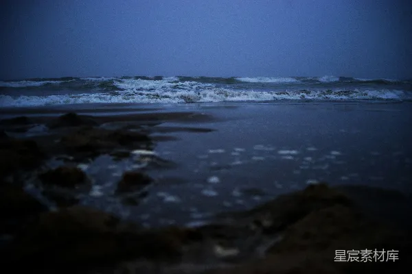高清摄影 暮色海滩的波浪