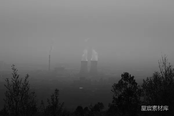 高清摄影 工业烟雾笼罩的城市
