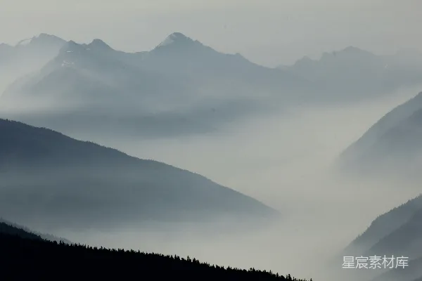 高清摄影 雾中青山