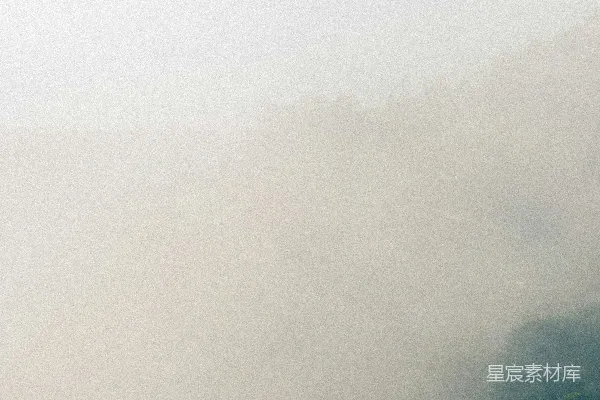 高清摄影 雾中山景