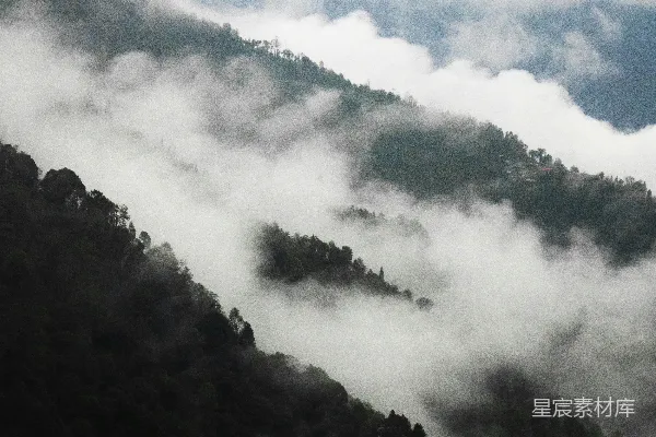 高清摄影 云海缭绕的山峦