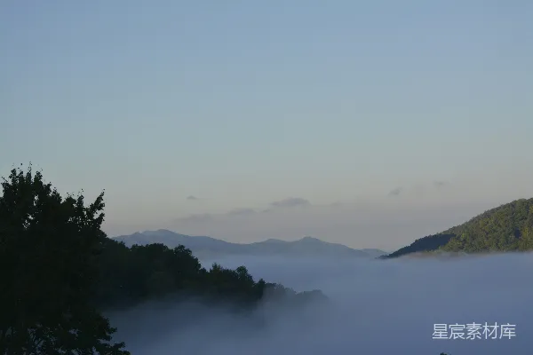 高清摄影 云海山峦晨景