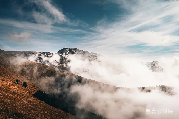 高清摄影 云雾缭绕的山景