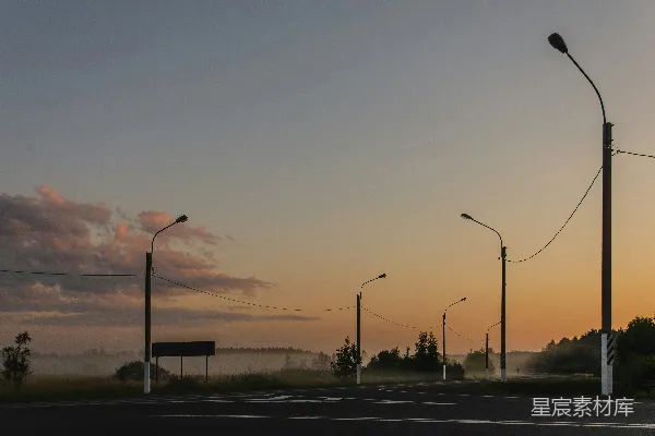 高清摄影 晨曦中的乡间道路