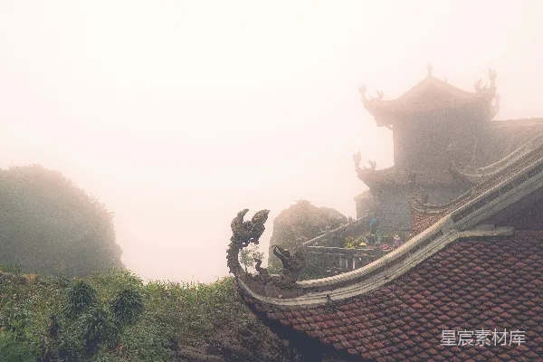 高清摄影 雾中古建筑