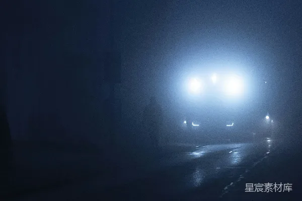 高清摄影 雾中的街道