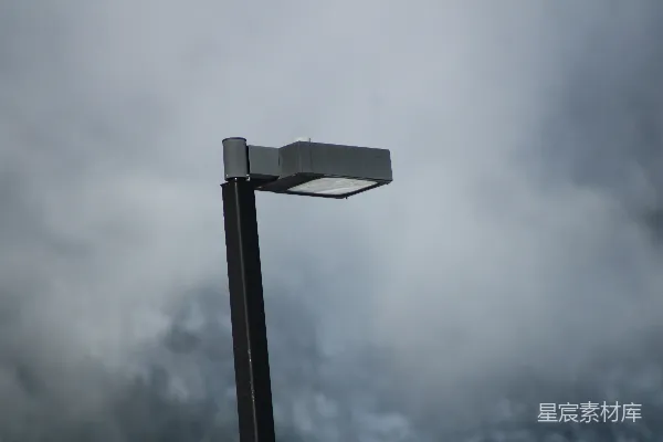 高清摄影 孤独的路灯