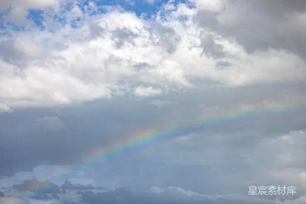 高清摄影 天空中的彩虹