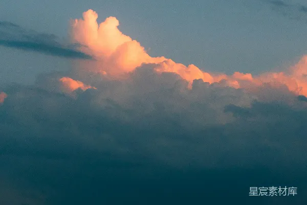 高清摄影 夕阳下的农场