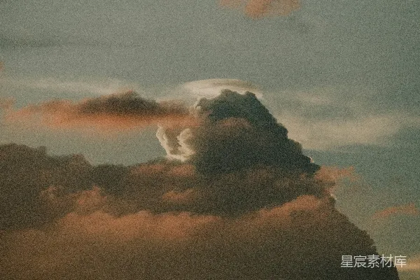 高清摄影 云顶的天空