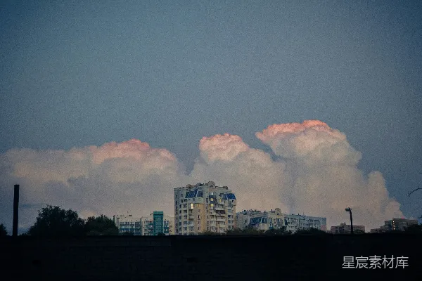 高清摄影 夕阳下的城市云景