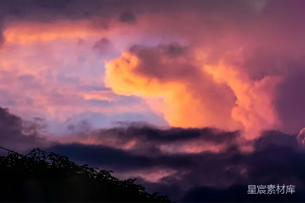 高清摄影 夕阳下的云彩