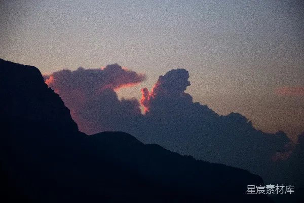 高清摄影 火山喷发与日落