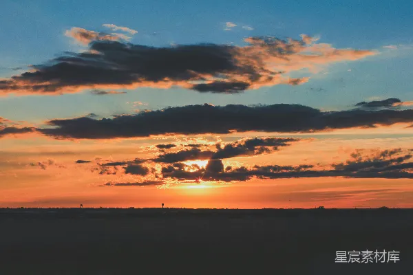 高清摄影 夕阳西下，云海壮丽
