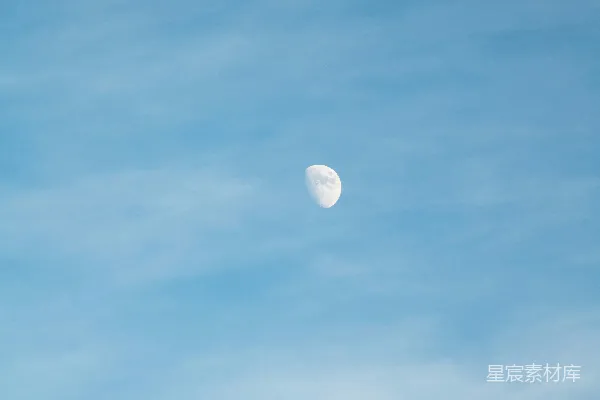 高清摄影 雪山与月亮