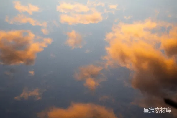 高清摄影 夕阳余晖中的云彩