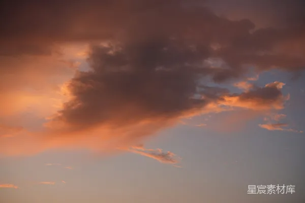 高清摄影 夕阳下的云彩