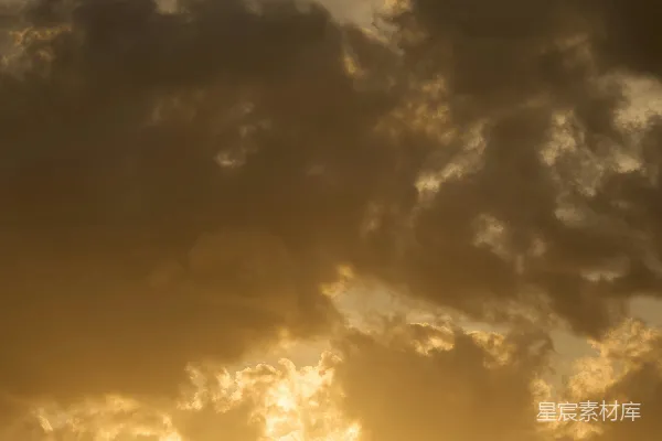 高清摄影 金光洒满天空的黄昏
