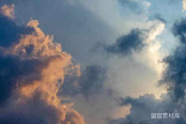 高清摄影 夕阳下的云彩