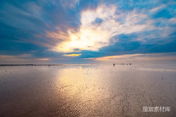 高清摄影 夕阳下的海滩