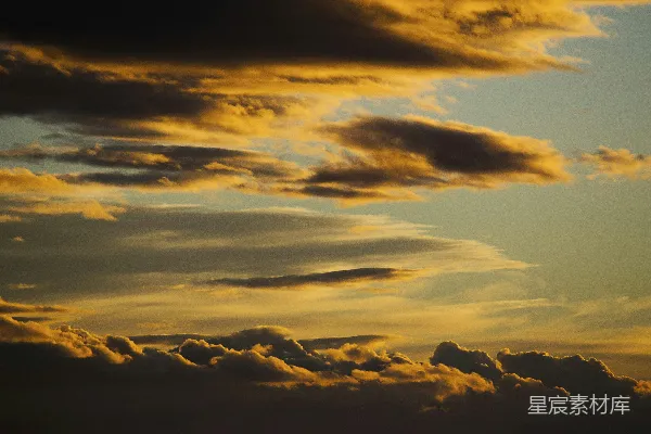 高清摄影 夕阳下的云海