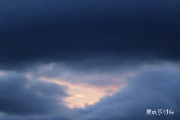 高清摄影 夕阳下的云层