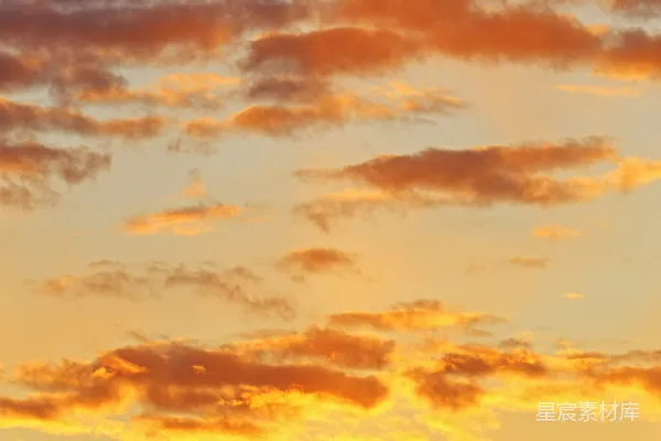 高清摄影 夕阳下的云彩