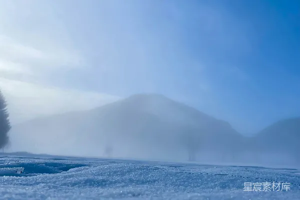 高清摄影 雾中雪山