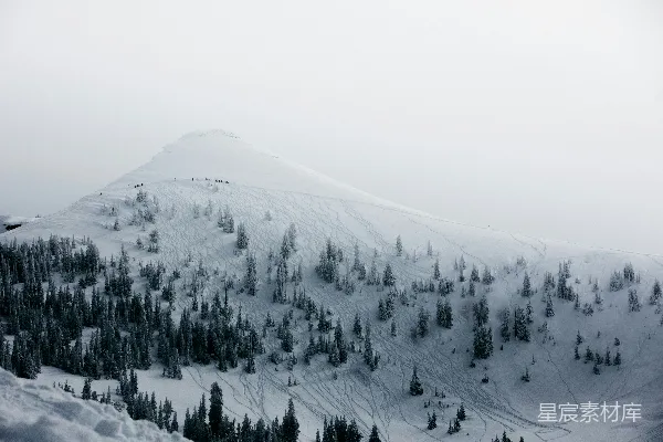 高清摄影 雪后的山峰