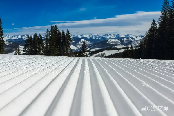 高清摄影 雪地的纹理与山脉