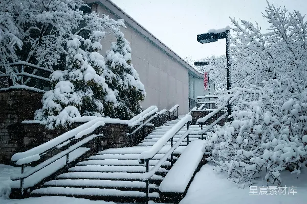 高清摄影 雪后的楼梯