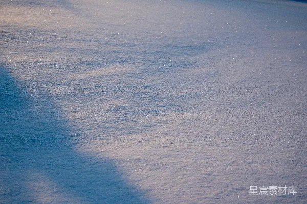 高清摄影 雪地反射光影