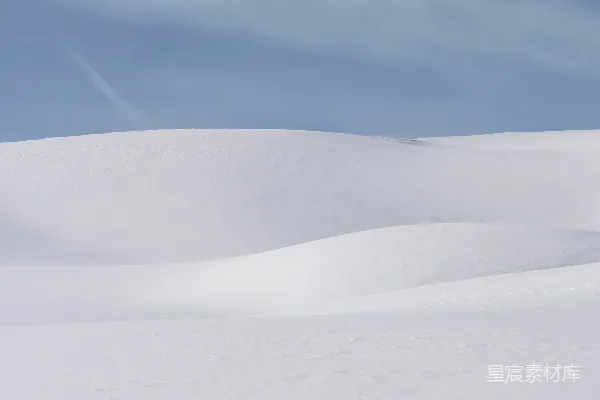高清摄影 雪域的宁静曲线