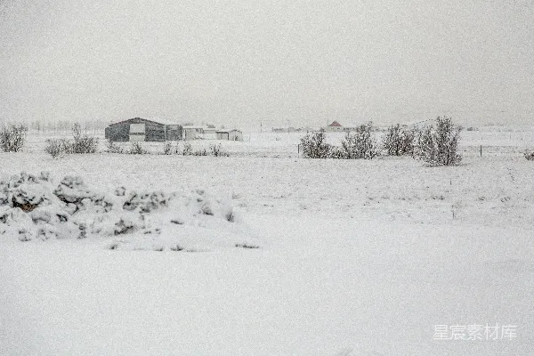 高清摄影 冬日雪景中的小村庄
