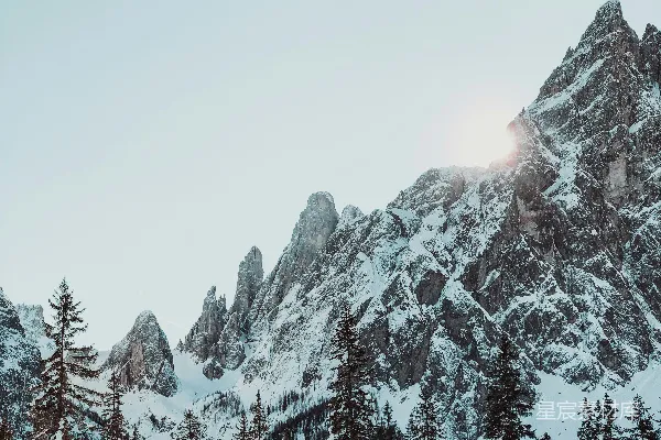 高清摄影 冬日雪山晨曦