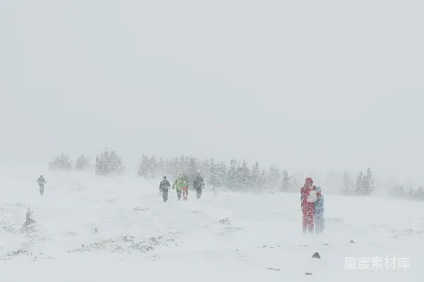 高清摄影 冬日雪地远足记