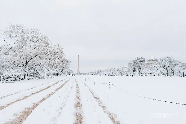 高清摄影 雪中的华盛顿纪念碑