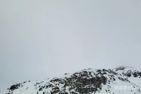 高清摄影 雪覆山峦