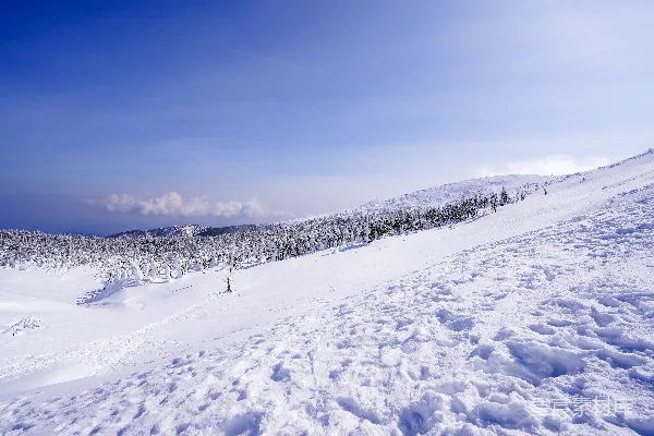 高清摄影 雪后的山间