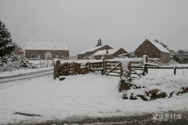 高清摄影 雪中的乡村小路